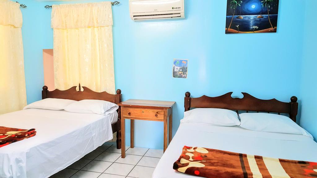 Sea Breeze Guest House Cidade de Belize Exterior foto